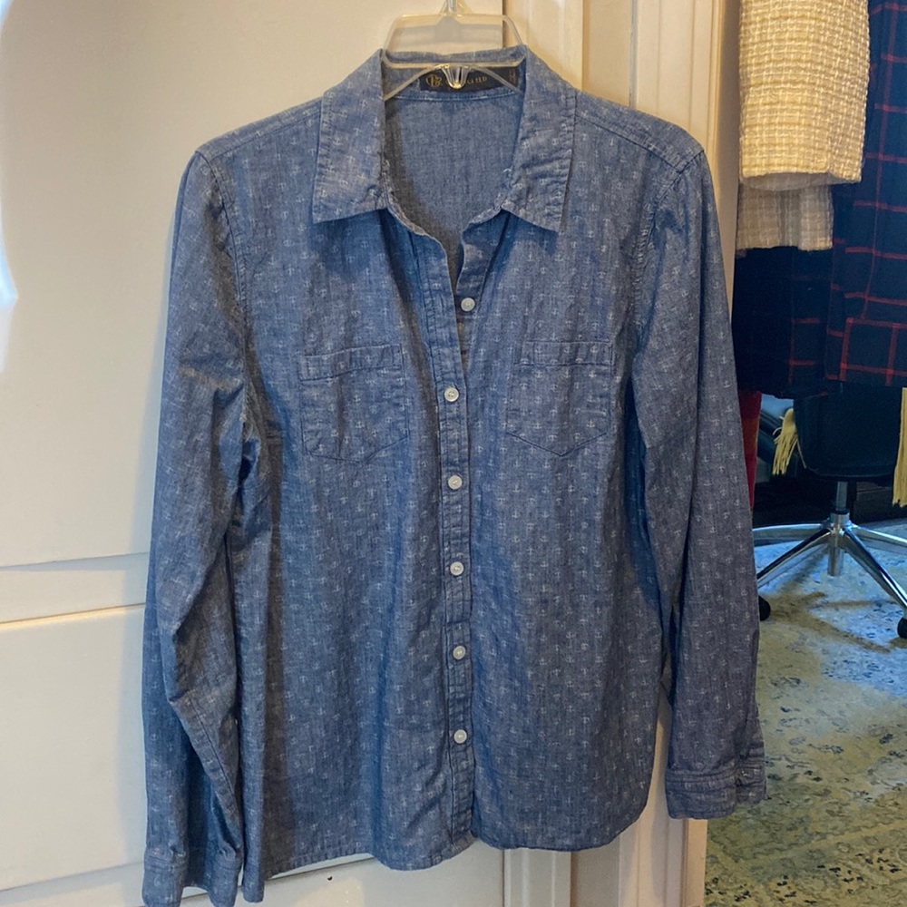 Outback from The Limited cotton button down with anchor print